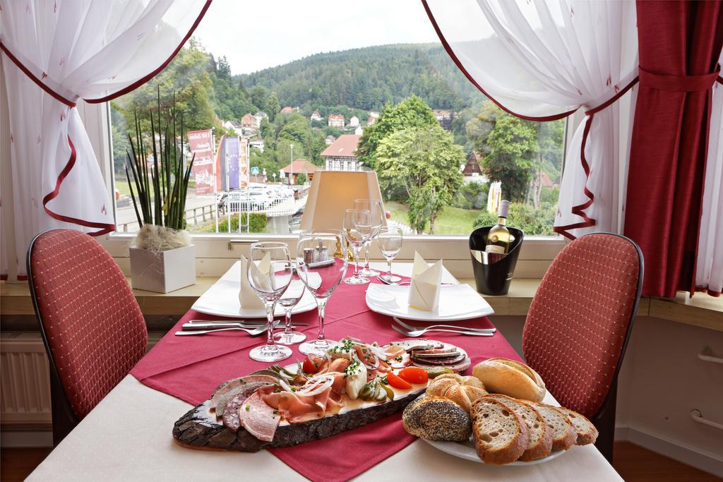 Hotel Restaurant Ketterer am Kurgarten Triberg im Schwarzwald Exterior foto